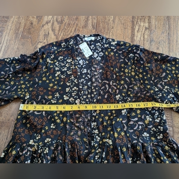 Floral kimono with black fringe, floral pattern womens size M, NWT - Picture 11 of 14
